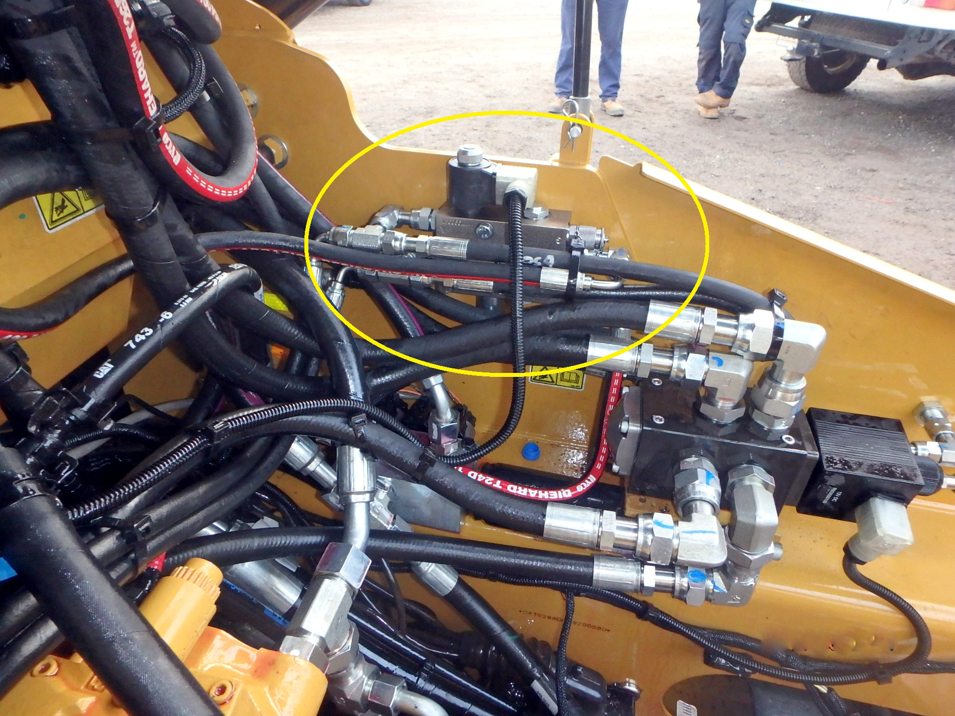 Track Suspension Locking System Hama Hydraulics