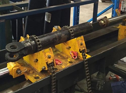 Repair of Hydraulic Cylinder 1
